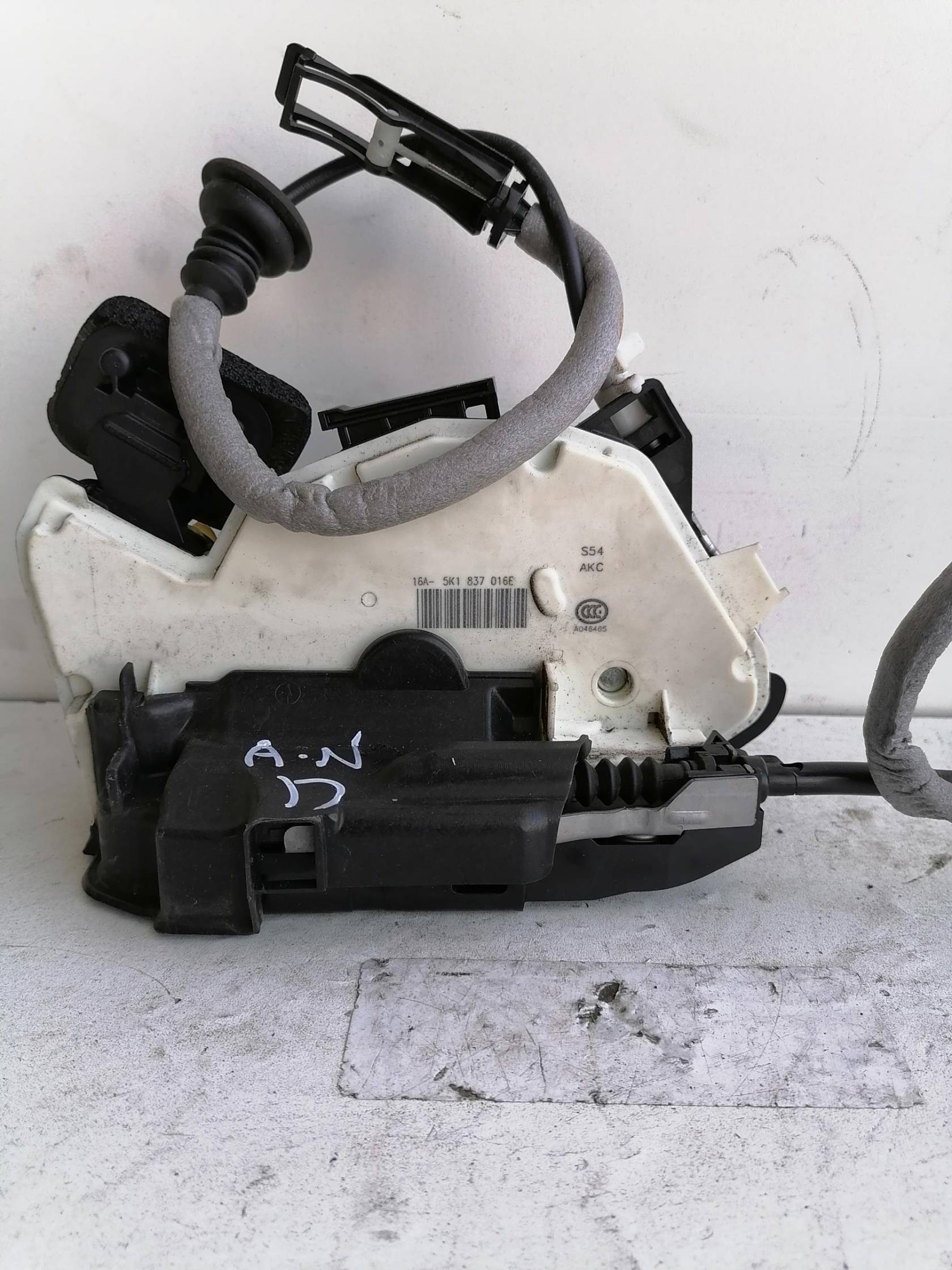 Serratura porta ant. dx.